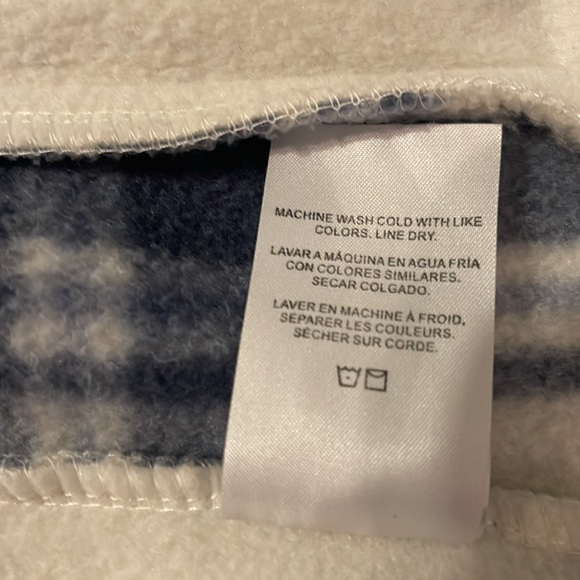 Altar’s State Shacket XS - Picture 4 of 4